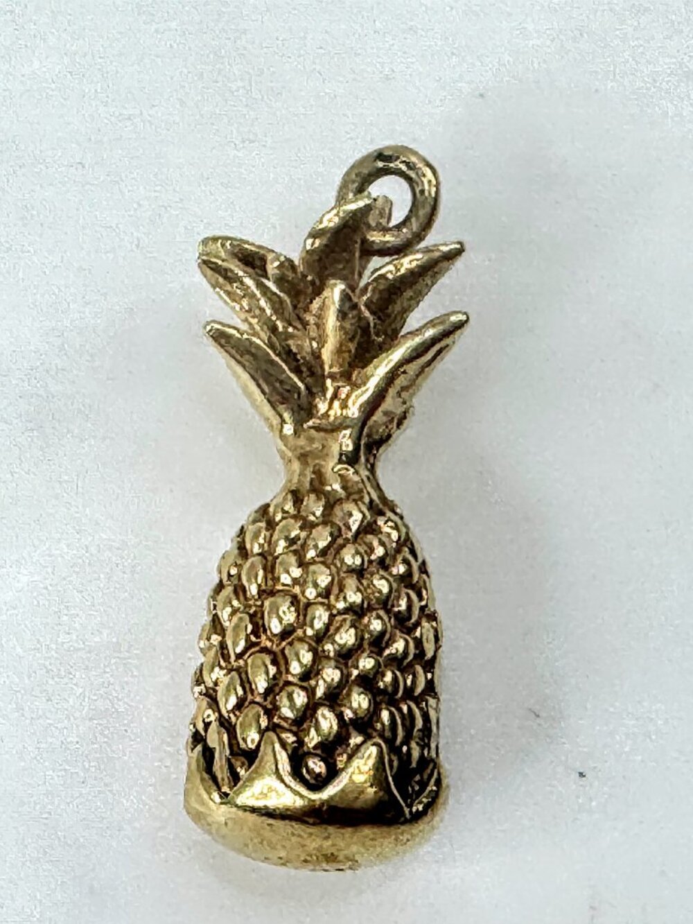 14K Yellow Gold Textured Pineapple Charm Pendant Tropical Fruit JR1692